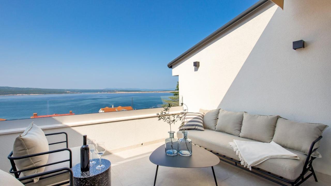 Apartments Villa Frankola With Swimming Pool Crikvenica Zewnętrze zdjęcie