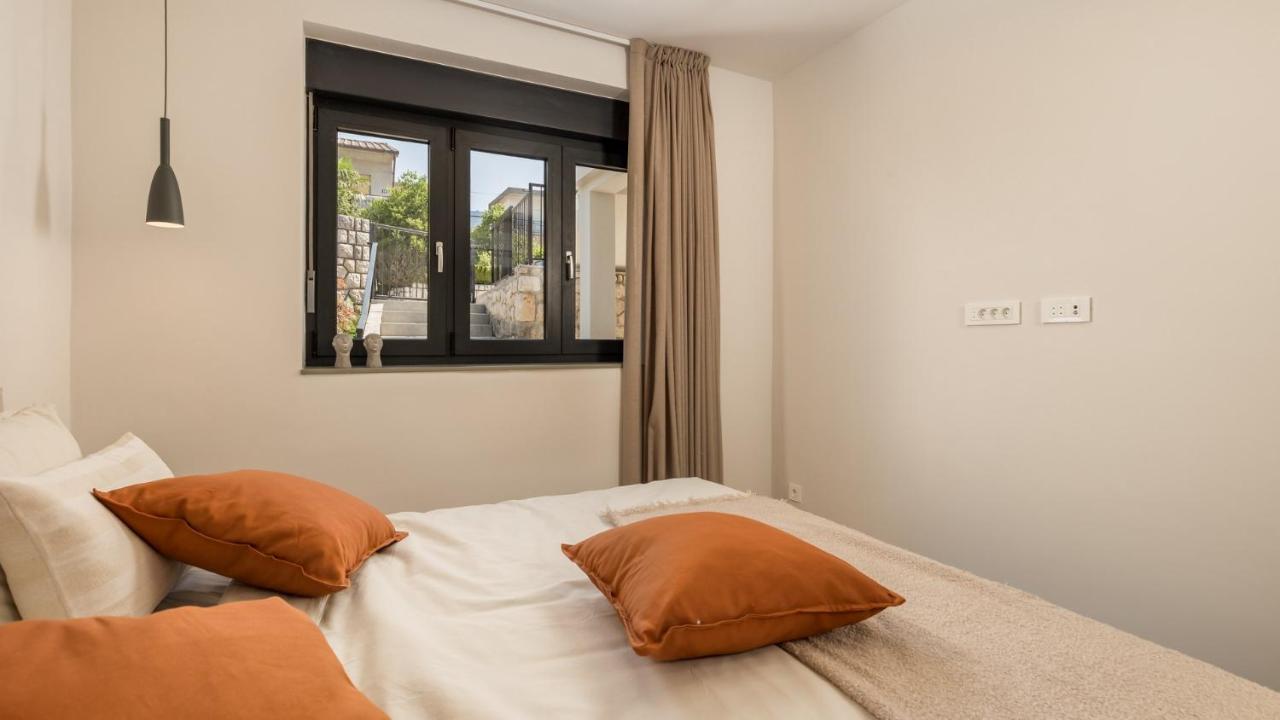 Apartments Villa Frankola With Swimming Pool Crikvenica Zewnętrze zdjęcie