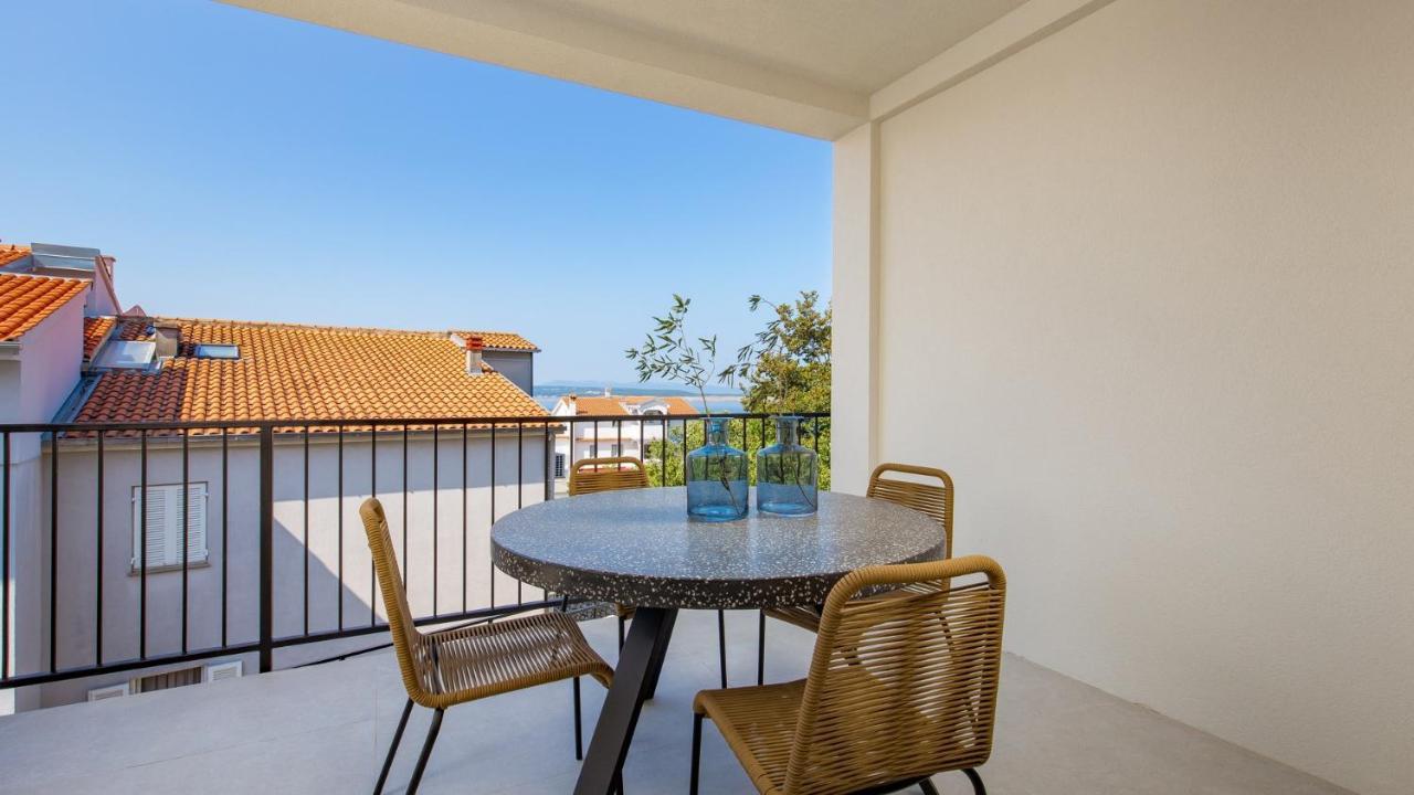 Apartments Villa Frankola With Swimming Pool Crikvenica Zewnętrze zdjęcie