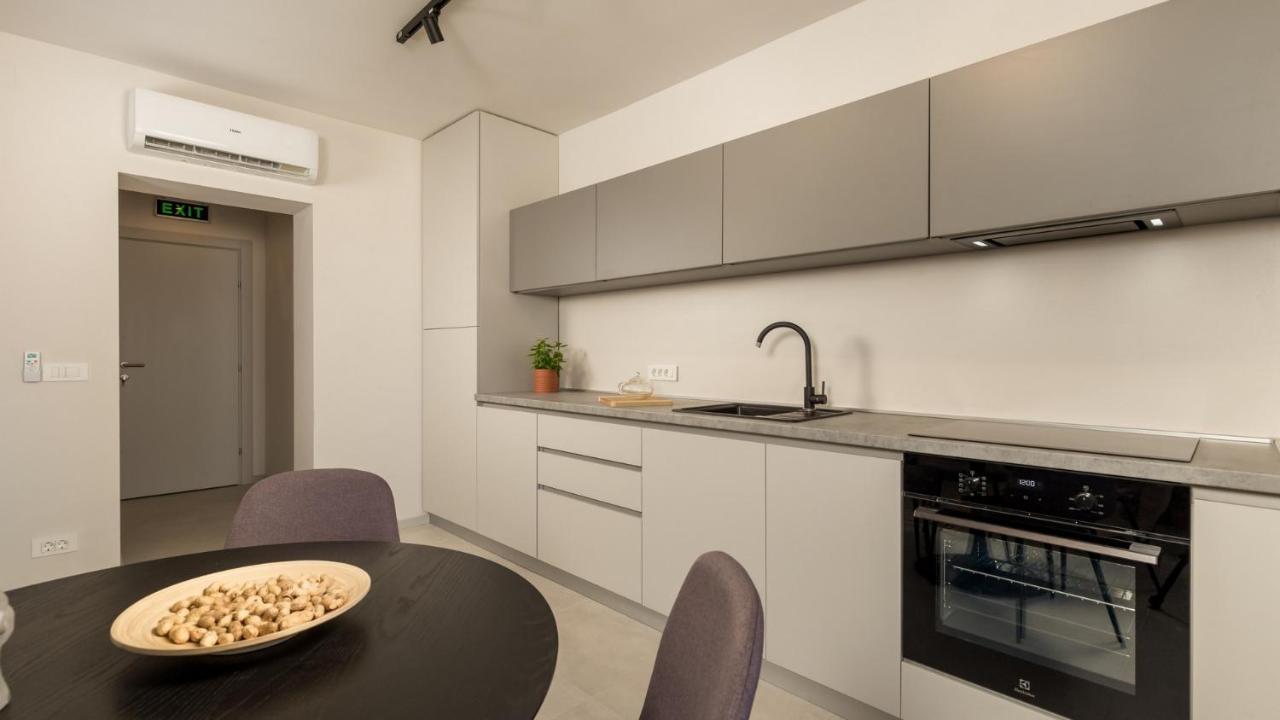 Apartments Villa Frankola With Swimming Pool Crikvenica Zewnętrze zdjęcie
