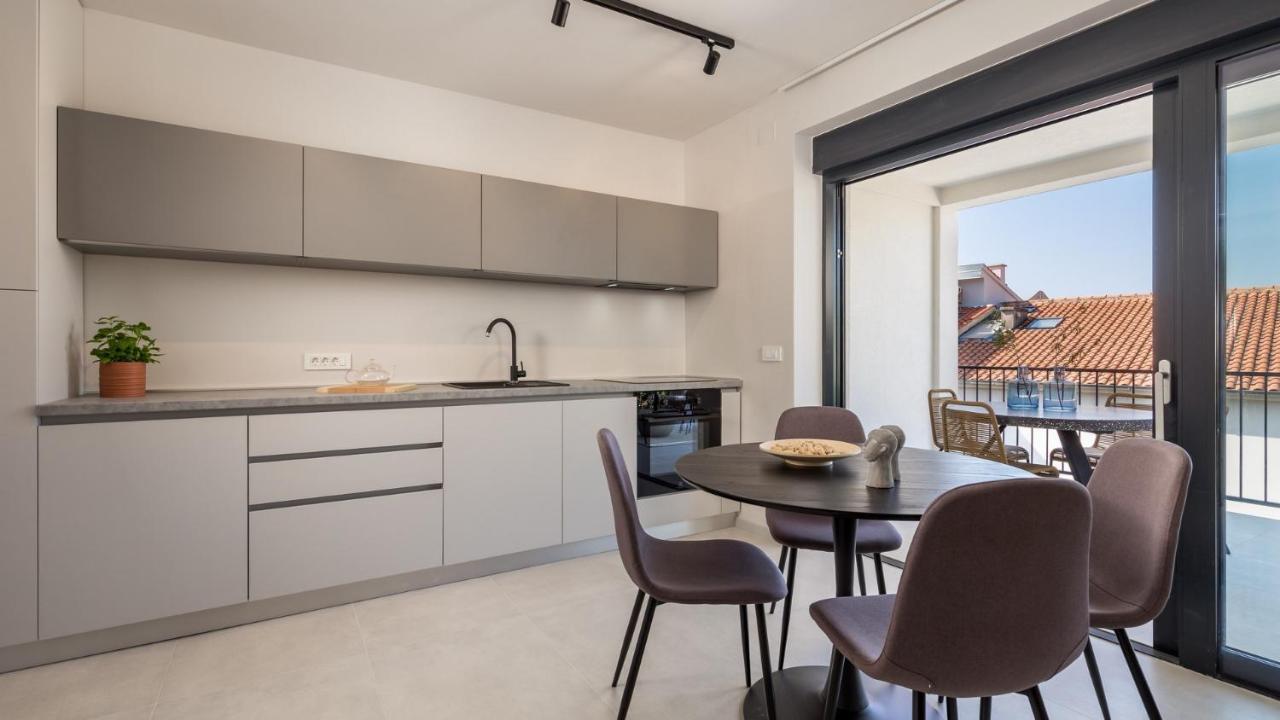 Apartments Villa Frankola With Swimming Pool Crikvenica Zewnętrze zdjęcie