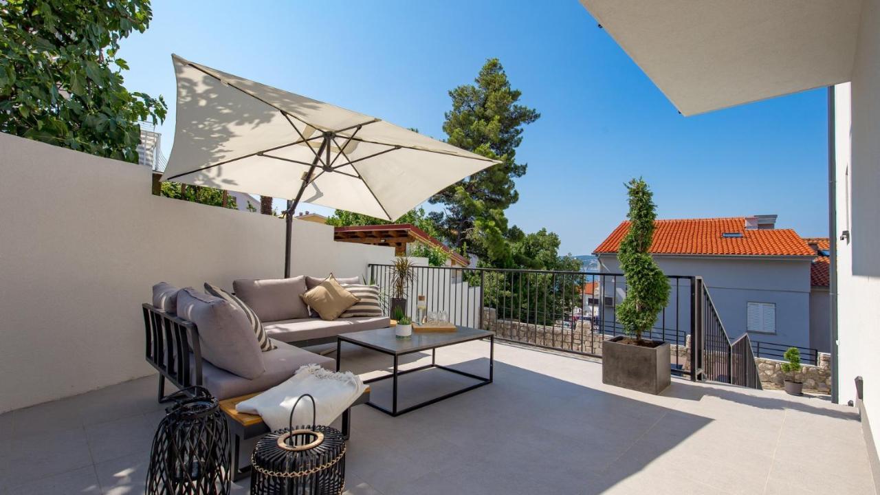 Apartments Villa Frankola With Swimming Pool Crikvenica Zewnętrze zdjęcie